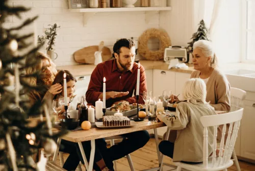 Virus hivernaux pendant les fêtes : adoptez les gestes barrières efficaces